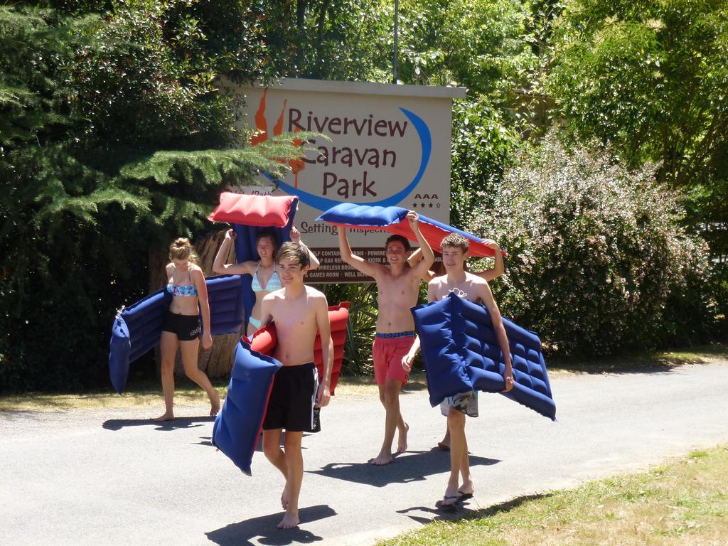 Riverview Caravan Park Porepunkah Exterior foto